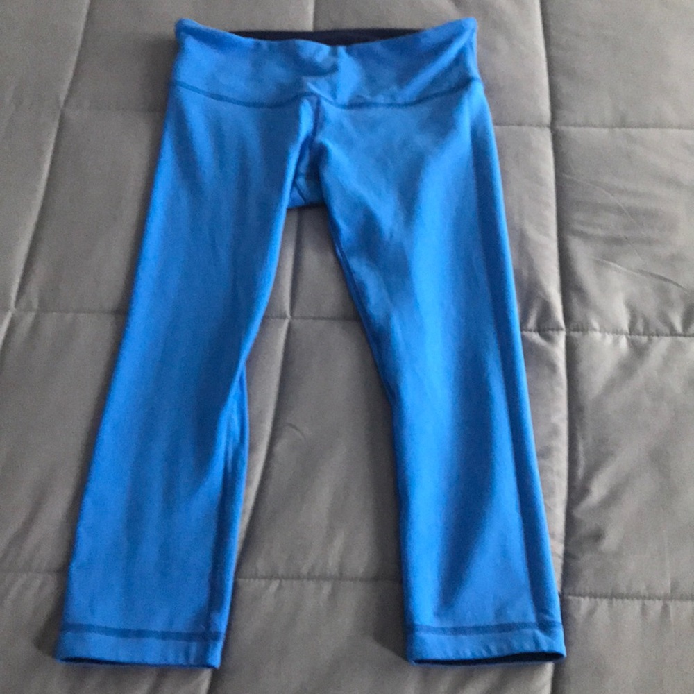 Lululemon Reversible Crops